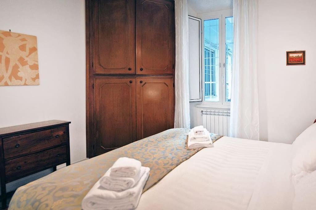 Near Colosseum By Varental 2Br + 1Sb Rome Bagian luar foto